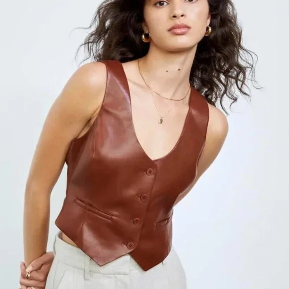 Aritzia Wilfred Desire Vegan Leather Vest Gilet Top US 0